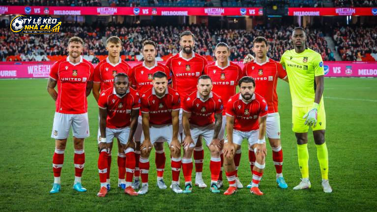 Wrexham tìm cách tạo sức ép trên sân nhà
