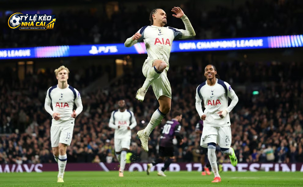 Tottenham hướng đến màn trình diễn khởi sắc hơn